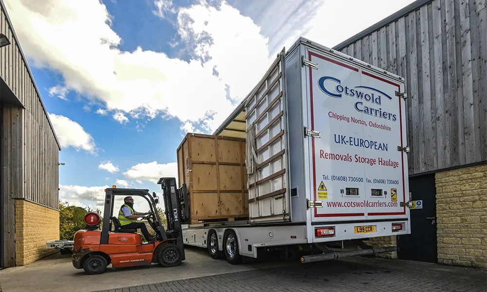 removals-home-furniture